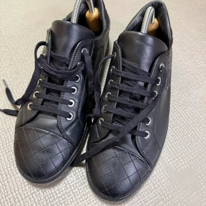 [BUNJANG] Chanel Sneakers Uniform / 샤넬 스니커즈 유니폼