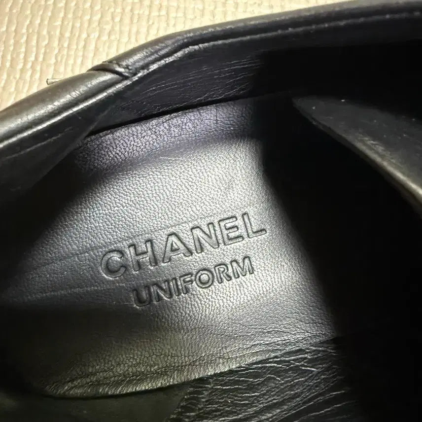 [BUNJANG] Chanel Sneakers Uniform / 샤넬 스니커즈 유니폼