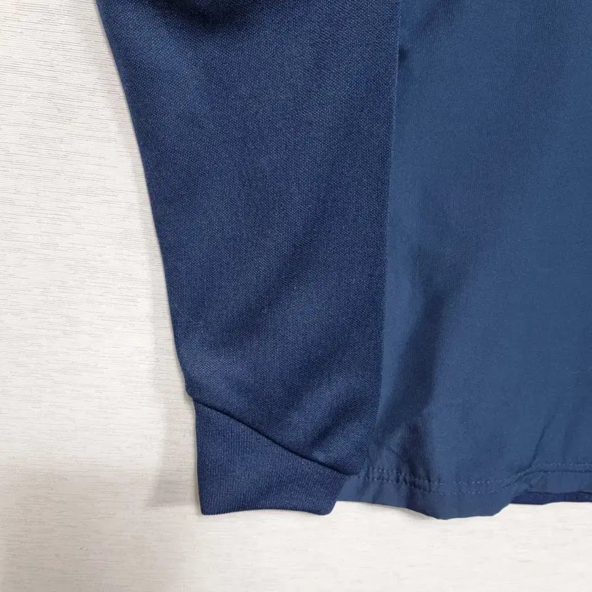 [SOLD OUT] 아디다스 트레이닝 집업 여44ㅡ0225