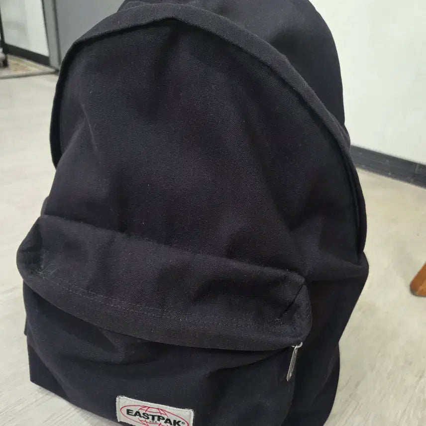[BUNJANG] Eastpak Black Backpack / 이스트팩 블랙 백팩