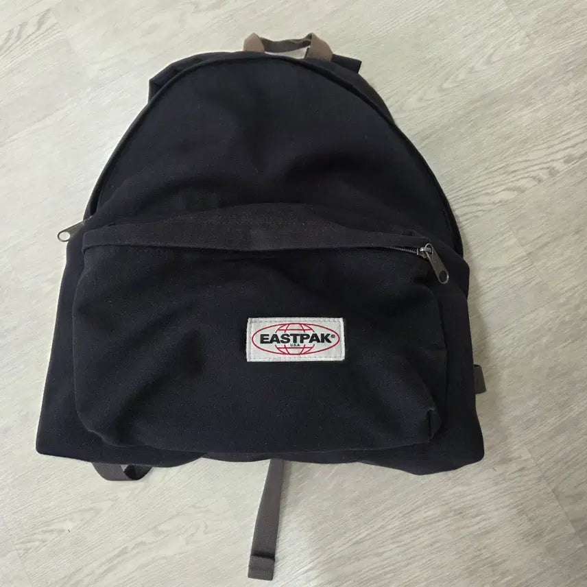 [BUNJANG] Eastpak Black Backpack / 이스트팩 블랙 백팩
