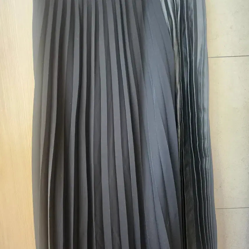[BUNJANG] Black Pleated Long Skirt / 주름치마(새상품)