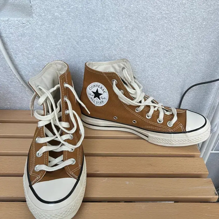 [BUNJANG] Converse Chuck Taylor 70 (245mm) Sneakers / 컨버스 척테일러 70 (245mm)