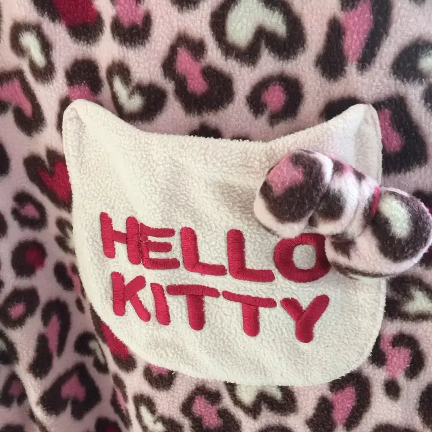 [BUNJANG] Hello Kitty Pink Leopard Print Pajamas / [빈티지] 헬로키티 갸루 호피 동물잠옷/파자마
