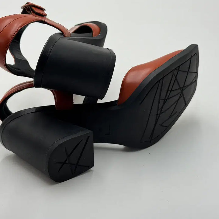 [BUNJANG] Unspecified Brand Carole Camera / 250 캠퍼 카롤레