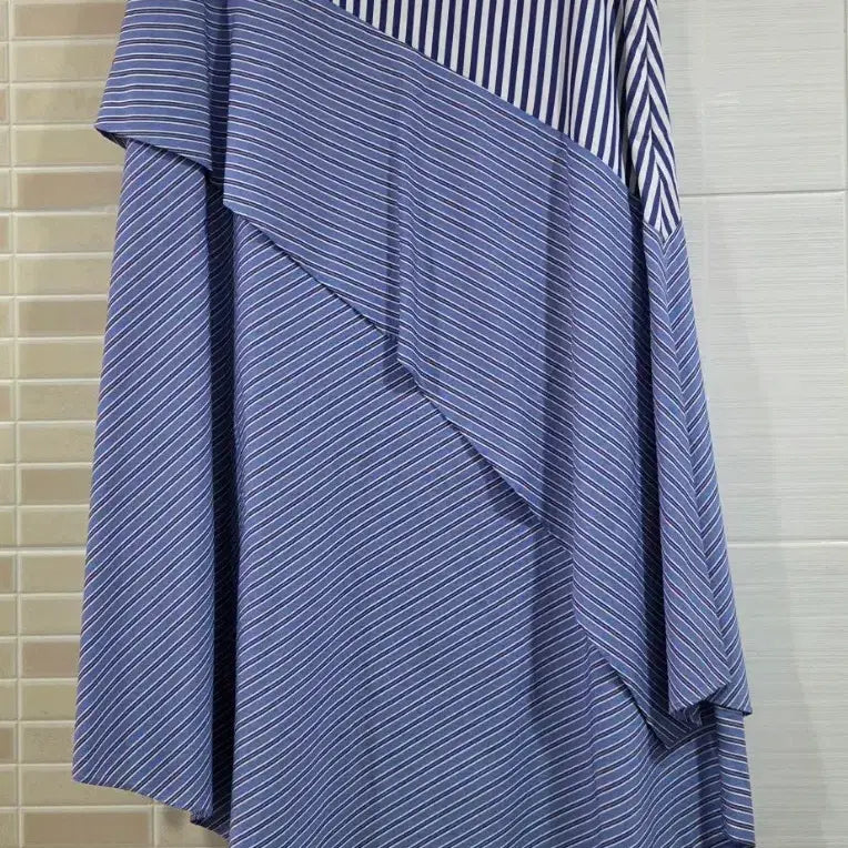 [BUNJANG] Maje Stripe Asymmetrical Skirt / 마쥬Maje 스트라이프 언발란스 스커트