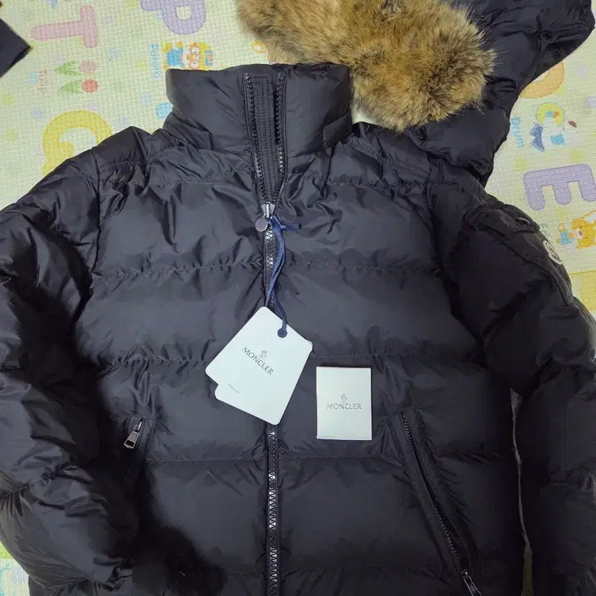 [BUNJANG] Moncler Maya Jacket / 4 (새상품) 25fw 몽클레어 마야프