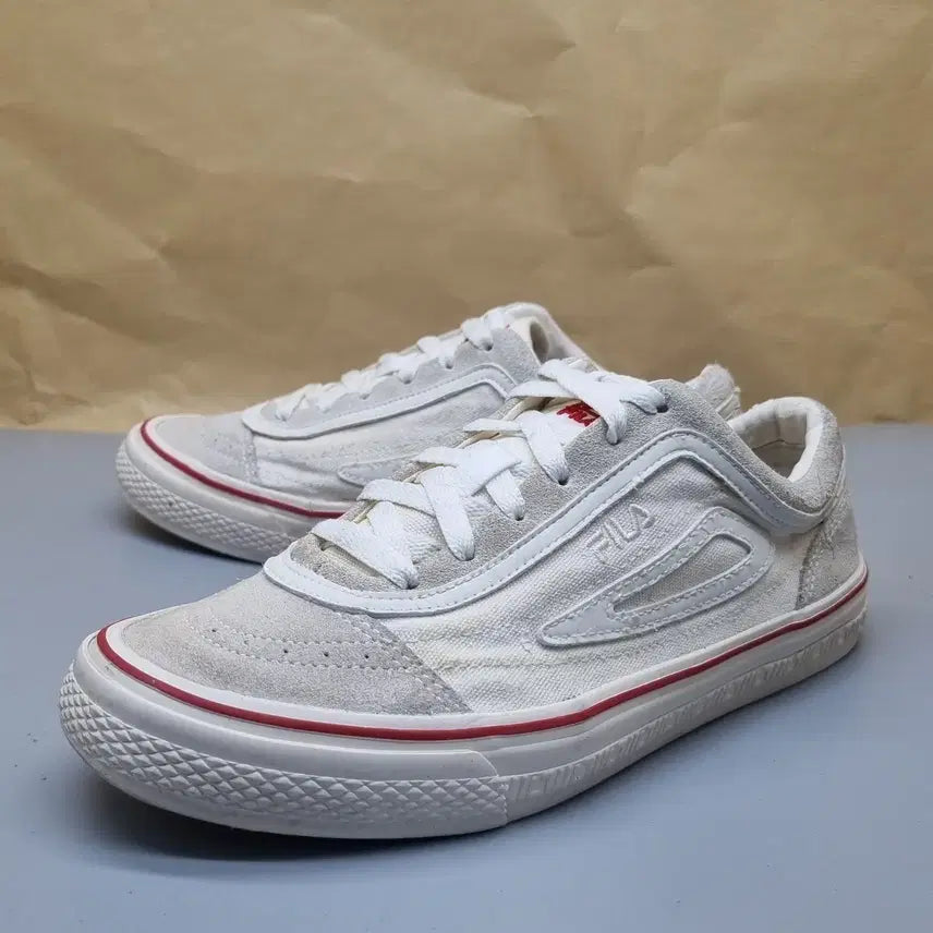 [BUNJANG] Fila Classic Border Sneakers 250 / 휠라 클래식 보더 스니커즈 250