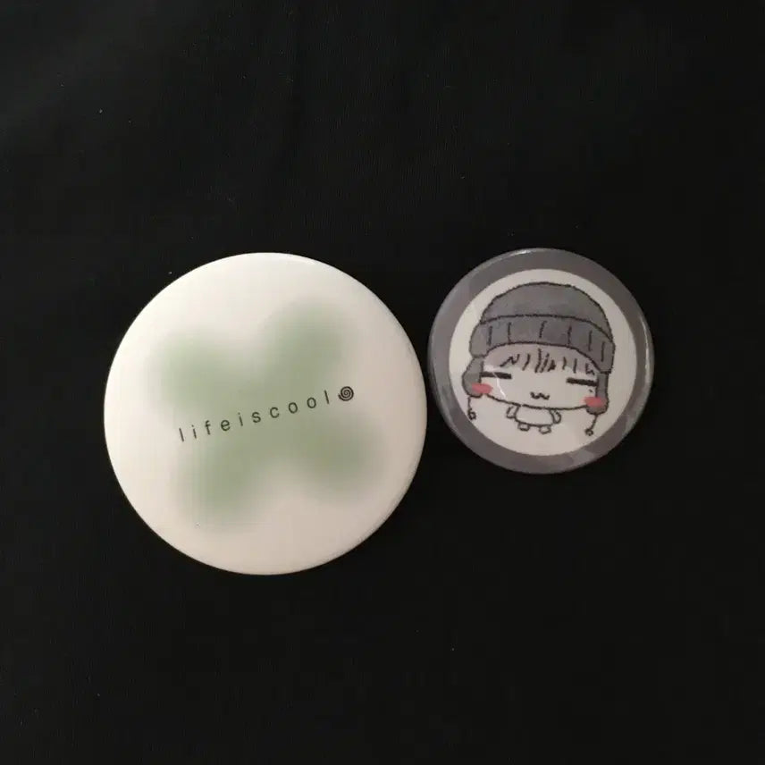 [BUNJANG] BOYNEXTDOOR Riwoo Pin Badge / 보이넥스트도어 핀뱃지 +오른쪽 리우 핀뱃지는 그냥 드려요!