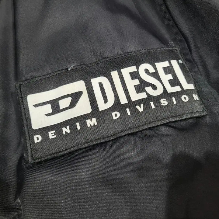 [BUNJANG] Diesel Jacket / 디젤 diesel is dead 항공점퍼