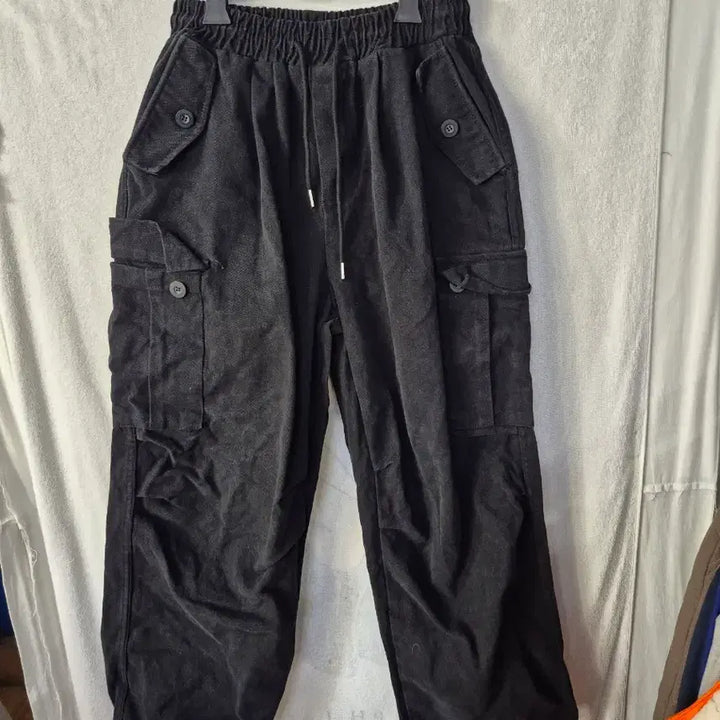 [BUNJANG] Vintage Men's Black Cargo Jogger Pants / {만원빈티지} 슬로건 남성 블랙 카고 조거 팬츠