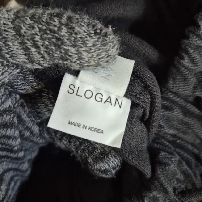 [BUNJANG] Vintage Men's Black Cargo Jogger Pants / {만원빈티지} 슬로건 남성 블랙 카고 조거 팬츠