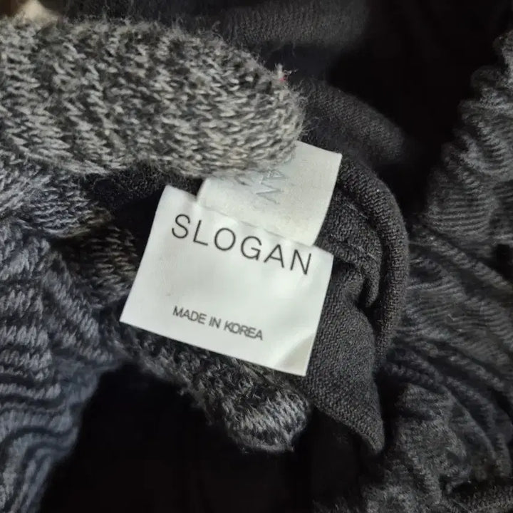 [BUNJANG] Vintage Men's Black Cargo Jogger Pants / {만원빈티지} 슬로건 남성 블랙 카고 조거 팬츠