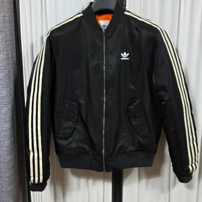 [BUNJANG] Adidas Padded Bomber Jacket (L) / 아디다스봄버패디드누빔안감패딩(L)