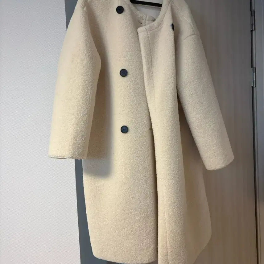 [BUNJANG] Ivory Long Wool Coat / 아이보리 양털 롱 코트