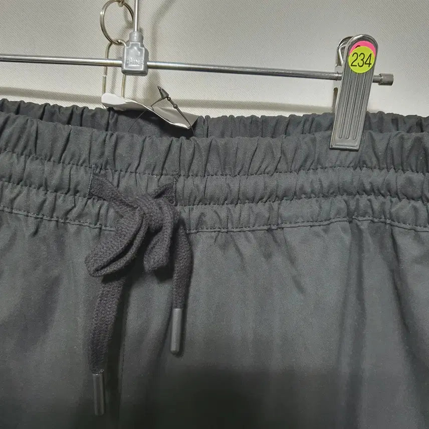 [BUNJANG] 르까프 Men's Spring/Autumn Jogger Pants XL - Black / M234 르까프 남성 춘추 조거팬츠 XL 23년식 새상품