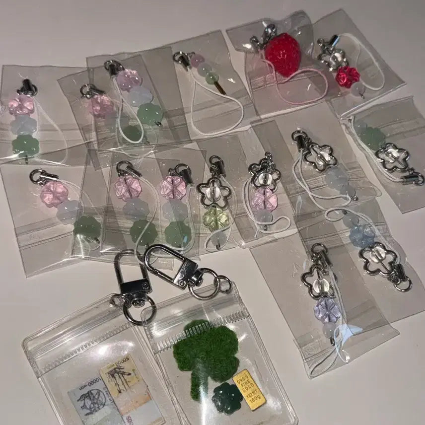 [BUNJANG] Accessories Strawberry Dango Keyring Bag Charm / 일본풍 열쇠고리 키링 아기자기 소품 이치고 딸기 당고 가방고리 행운