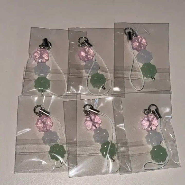 [BUNJANG] Accessories Strawberry Dango Keyring Bag Charm / 일본풍 열쇠고리 키링 아기자기 소품 이치고 딸기 당고 가방고리 행운