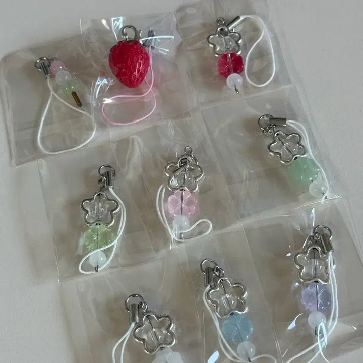 [BUNJANG] Accessories Strawberry Dango Keyring Bag Charm / 일본풍 열쇠고리 키링 아기자기 소품 이치고 딸기 당고 가방고리 행운