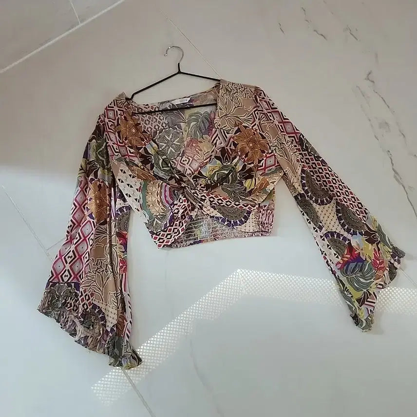 [BUNJANG] Zara Patterned Top Shirt / 자라 zara 예쁜 패턴 탑 셔츠