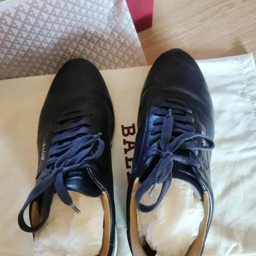 [BUNJANG] Bally Men's Navy Leather Sneakers / 발리 남자 스니커즈/거의 새것