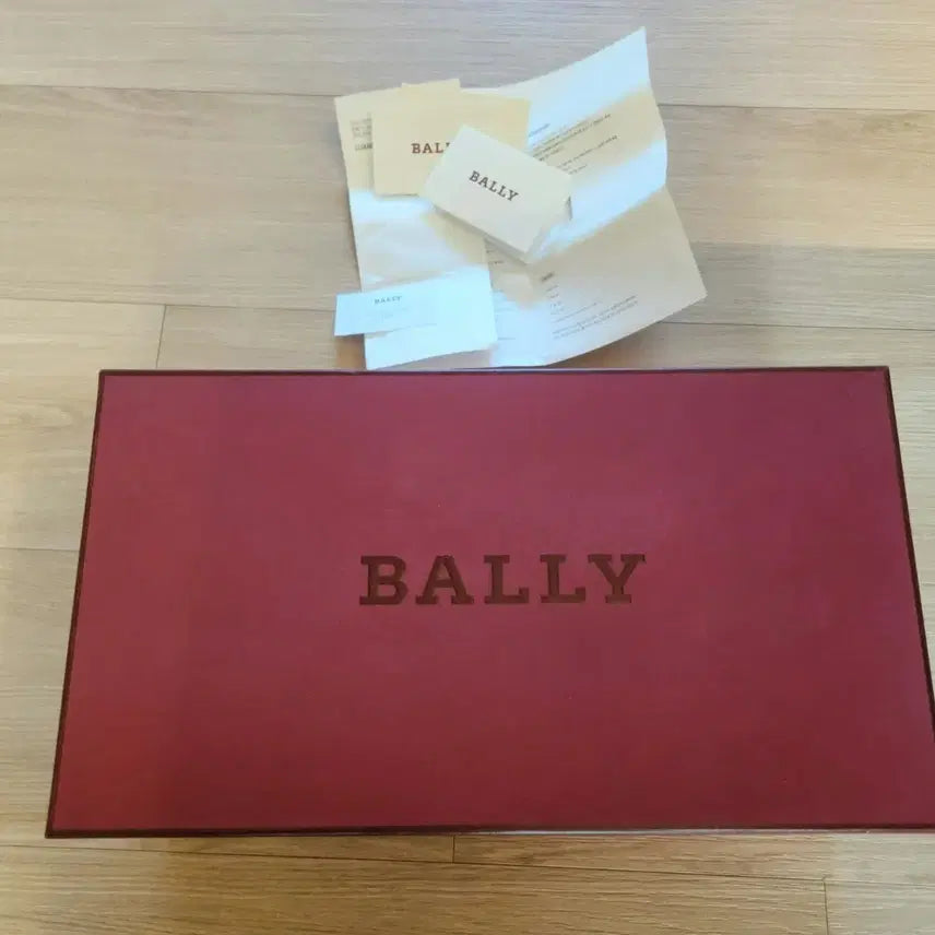 [BUNJANG] Bally Men's Navy Leather Sneakers / 발리 남자 스니커즈/거의 새것
