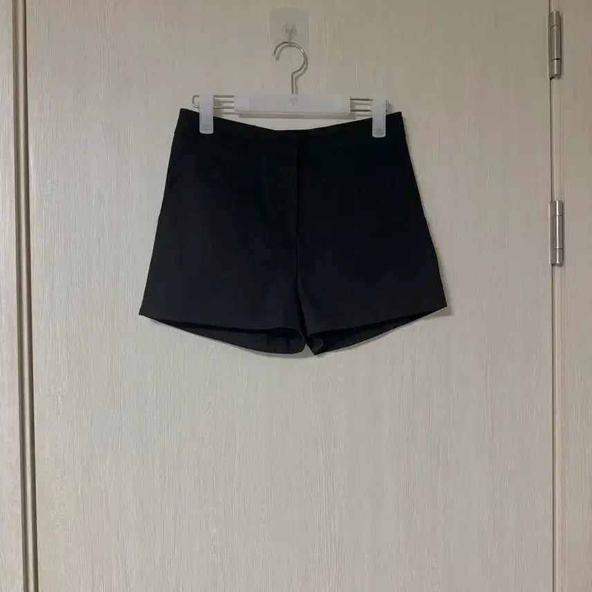 [BUNJANG] REINE Black Slacks Half Pants (M) / 렌느 reine 블랙 슬랙스 하프팬츠 (M)