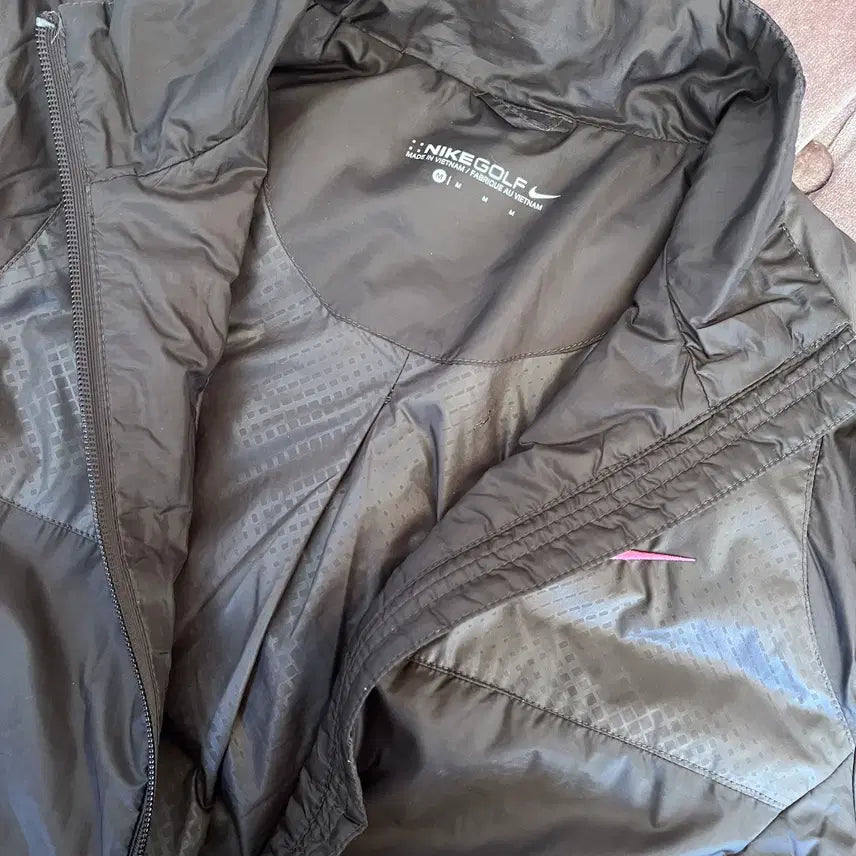 [BUNJANG] Nike Golf Women's Lightweight Padded Jacket 85 / 나이키골프 여성 경량패딩점퍼 85사이즈