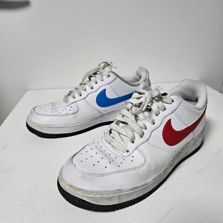 [BUNJANG] Nike Air Force White/Red/Blue Swoosh Shoes / 나이키 에어포스 흰/빨/파 스우시 260