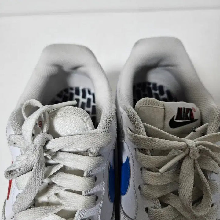 [BUNJANG] Nike Air Force White/Red/Blue Swoosh Shoes / 나이키 에어포스 흰/빨/파 스우시 260