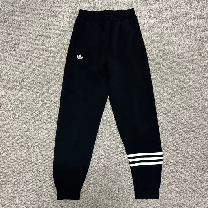 [BUNJANG] Adidas Jogger Pants XS / Xs 아디다스 조거 팬츠