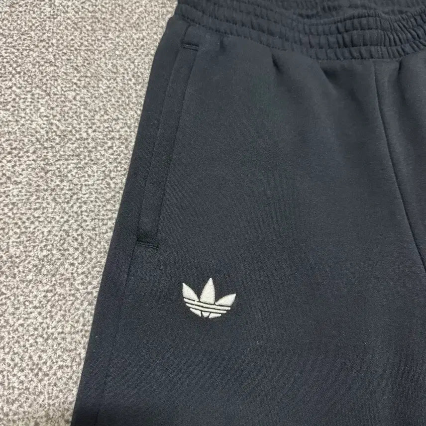 [BUNJANG] Adidas Jogger Pants XS / Xs 아디다스 조거 팬츠