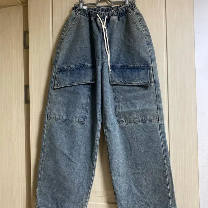 [BUNJANG] Unisex Wide Balloon Cargo Jeans / 새상푸 밴딩 롱 와이드 벌룬 커브진 카고 청바지 남여공용