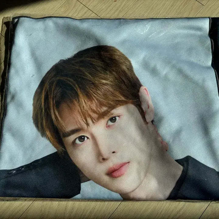 [BUNJANG] NCT Sungchan Rising Loud Tokyo Dome Slogan Towel / <미개봉 새상품> RIIZE 성찬 도쿄돔 슬로건 타올