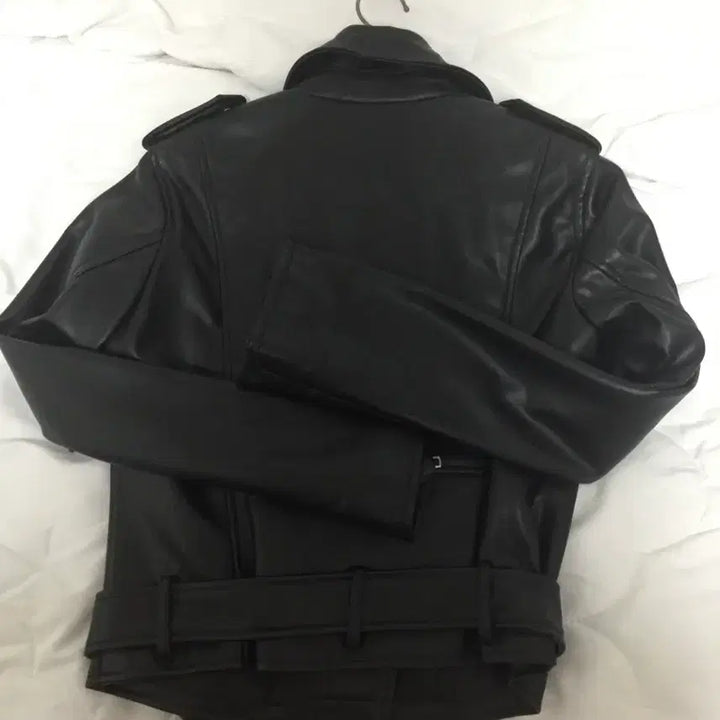 [SOLD OUT] 자라 크롭 레더 라이더 자켓