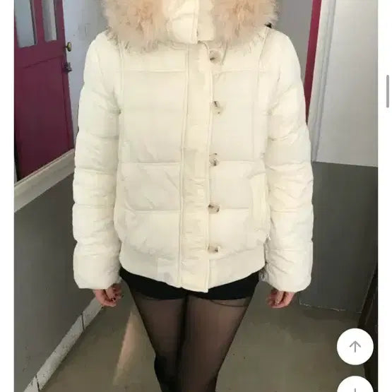 [BUNJANG] Unspecified Ivory Fur Hooded Short Padded Jacket / 아이보리 퍼 후드 숏 패딩
