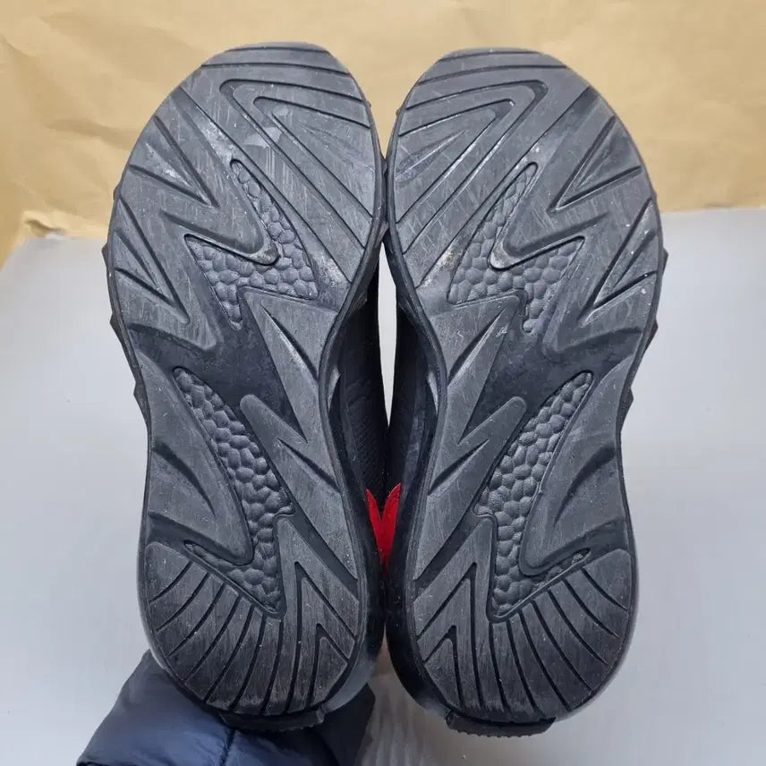 [BUNJANG] BLF Women's Sneakers 240 / BLF 여성운동화240