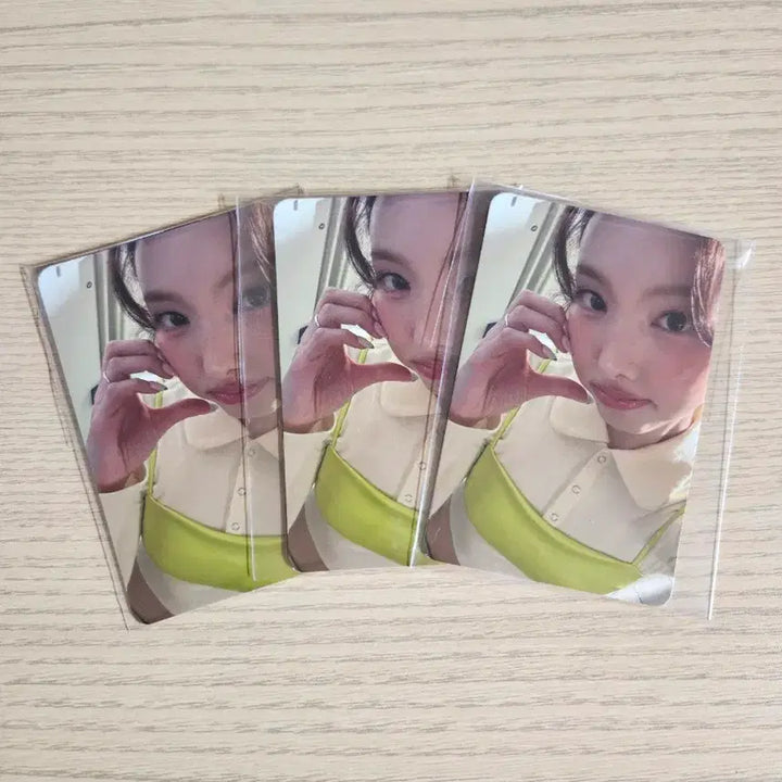 [BUNJANG] TWICE Nayeon POB Photocard Set / [미개봉] fwee 퓌 나연 한정 포토카드