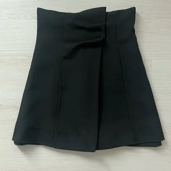 [BUNJANG] 2WAY High Waisted Skirt Shorts / 2WAY 랩스타일 하이웨이스트 치마바지