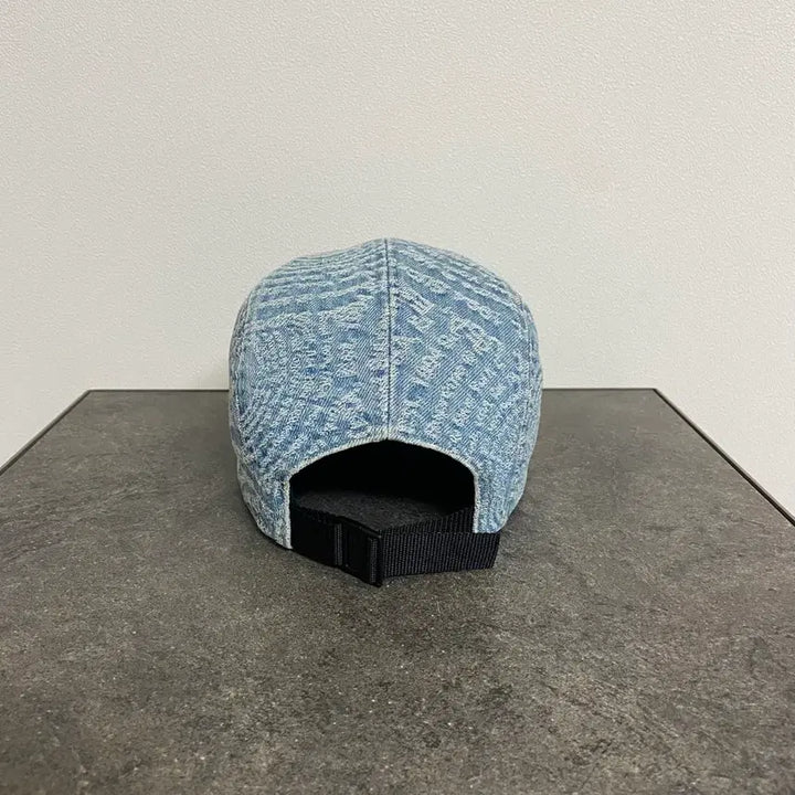 [BUNJANG] Supreme Box Logo Camp Cap Washed Denim Hat / (OS) 슈프림 박스로고 캠프캡 모자 워시드 데님