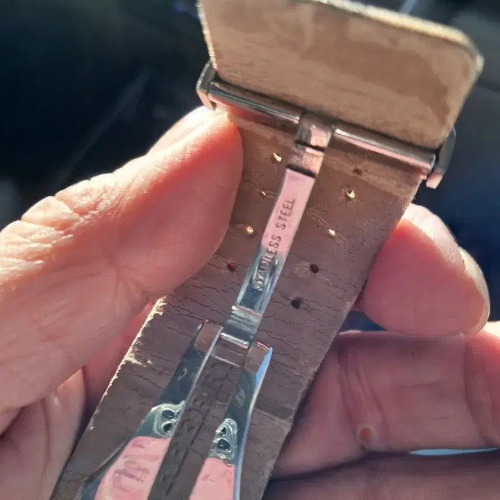 [BUNJANG] Burberry Watch and Wallet Bundle / 버버리정품. 여성 시계와 버버리 장지갑 총2개