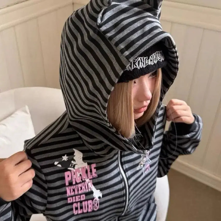 [BUNJANG] Subculture Cat Ear Striped Zip-up Hoodie / 서브컬처 고양이 귀 스트라이프 집업 후드티(2컬러)