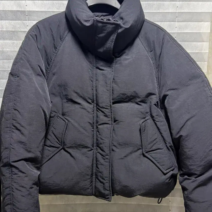 [BUNJANG] Rave High Neck Duck Down Padded Jacket (Black) / 레이브 하이넥 덕다운패딩(블랙)
