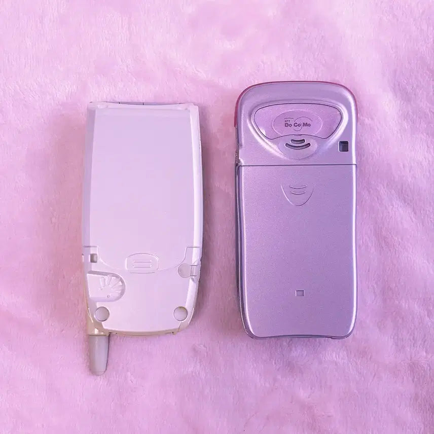 [BUNJANG] Vintage Hello Kitty Mockup Phone Toy / 고전 키티 목업폰 빈티지 갈라폰 폴더폰 모형 클리커