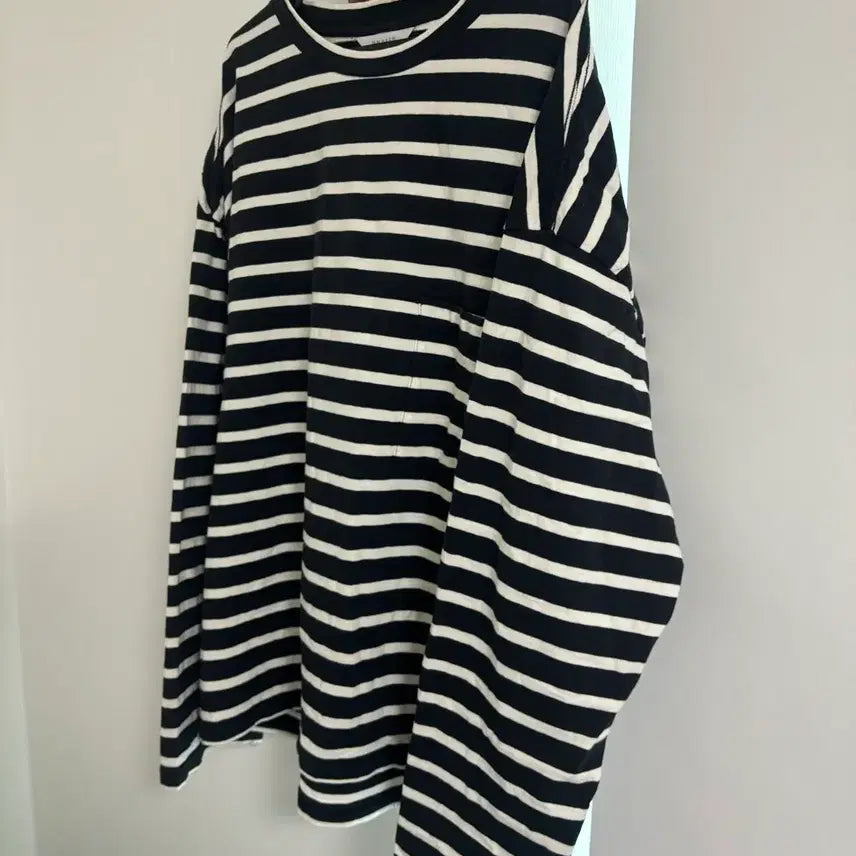 [BUNJANG] Unused Striped Long Sleeve T-shirt / Unused 언유즈드 스트라이프 롱슬리브