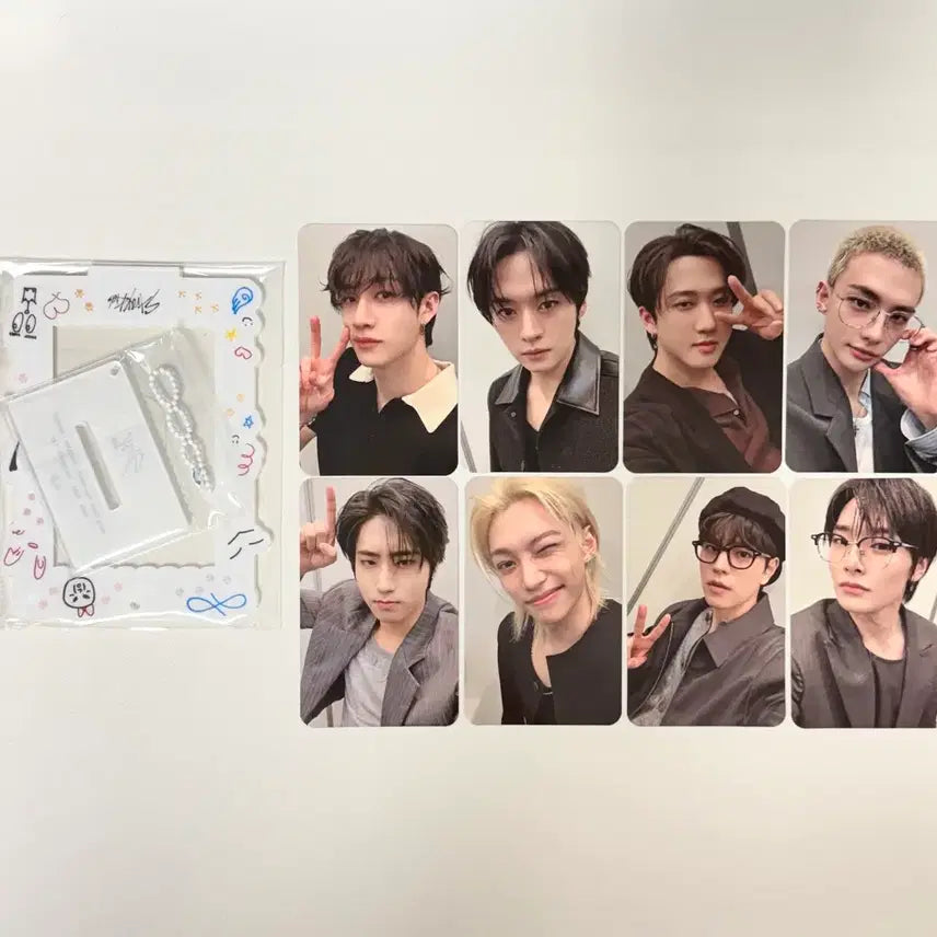 [BUNJANG] Stray Kids Japan STAY POB Photocard Bundle Set / 스키즈 재팬 STAY 특전 포토카드+스탠드