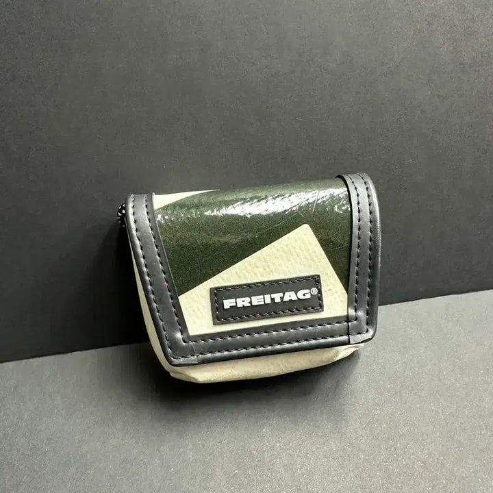 [BUNJANG]  Freitag F213 Mini Messenger Bag / 프라이탁 F213 미니메신저