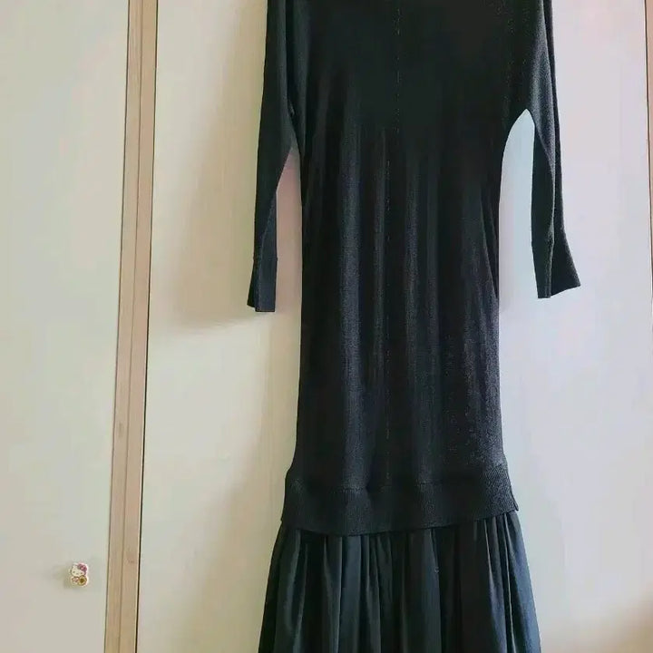 [BUNJANG] DKNY Long Black Knit Pleated Dress / DKNY 블랙 롱 원피스