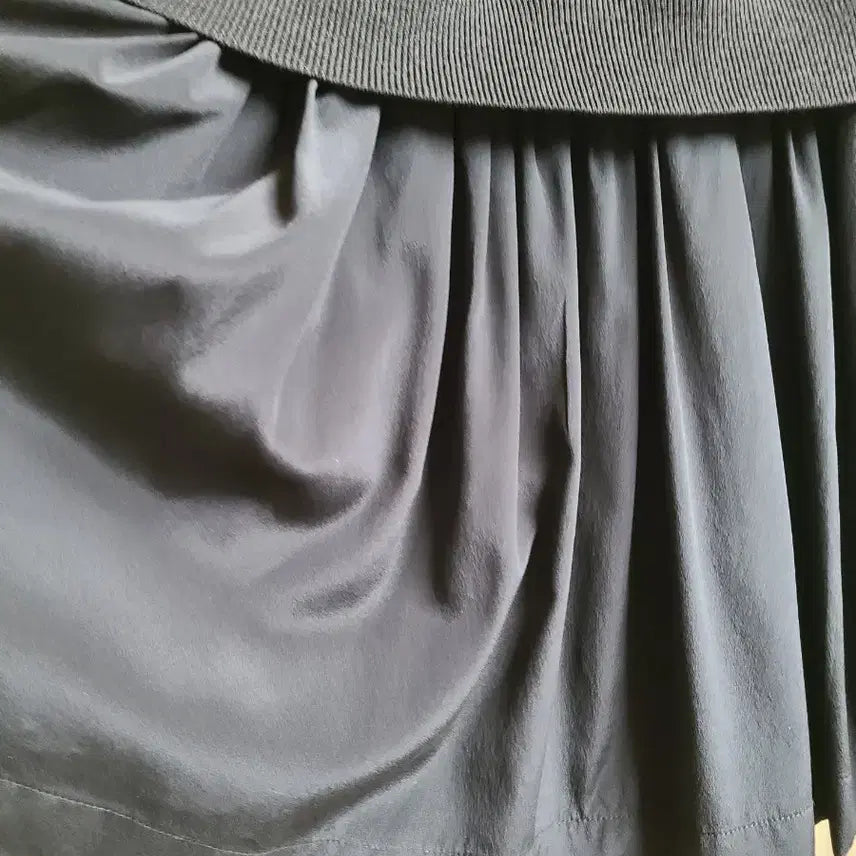 [BUNJANG] DKNY Long Black Knit Pleated Dress / DKNY 블랙 롱 원피스