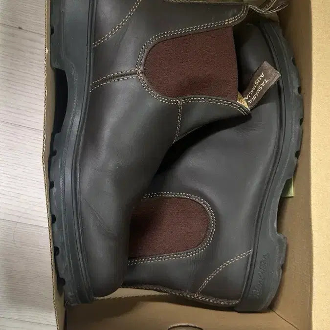 [BUNJANG] Blundstone Chelsea Boots 650 Brown Size 9 / 블런드스톤 첼시부츠 650 9사이즈